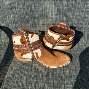 🍍 Shyanne Women's Raelynn Fashion Booties - Round Toe🍍sz7🍍BT1